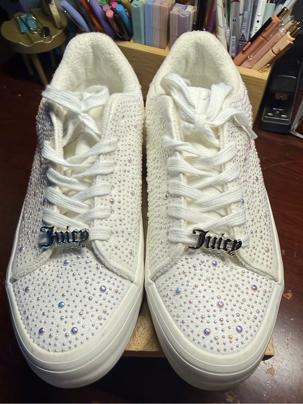 Juicy Couture White Crystal-Embellished Lace-Up Sneakers Sz 9